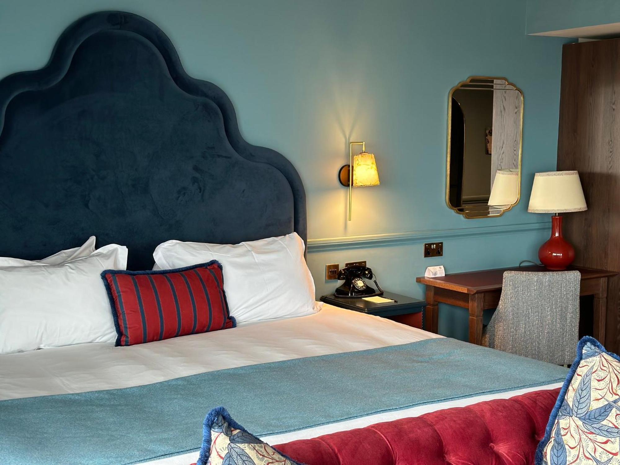 Hotel Indigo - Exeter By Ihg Dış mekan fotoğraf